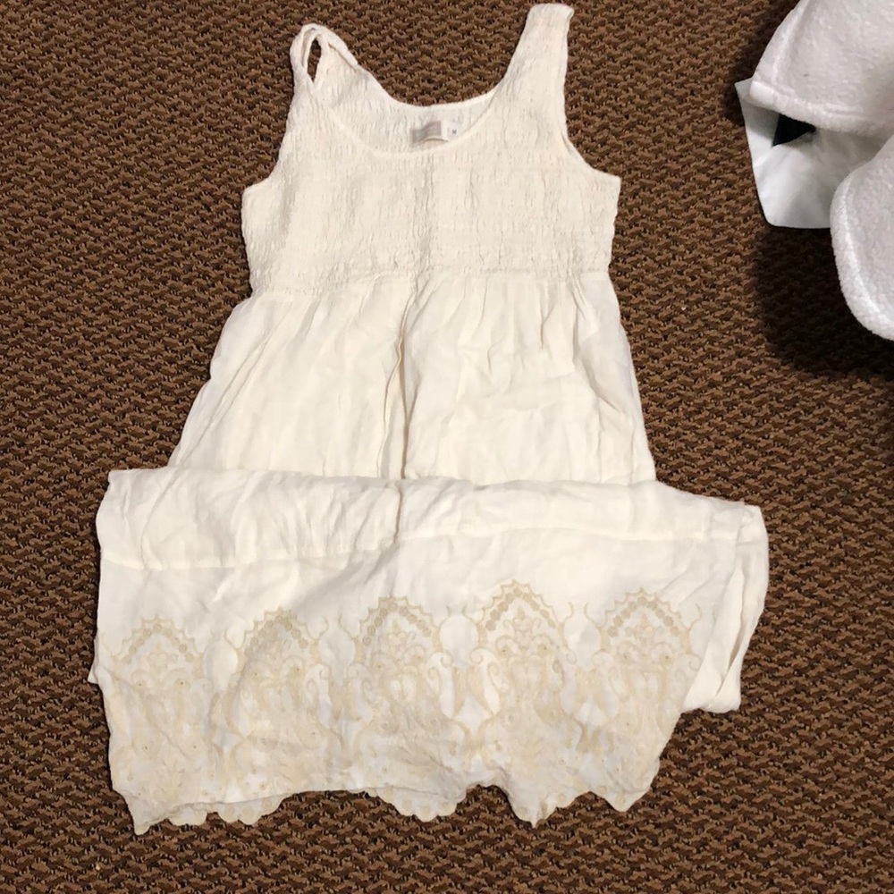 Maxi dress with embroidered bottom-maternity